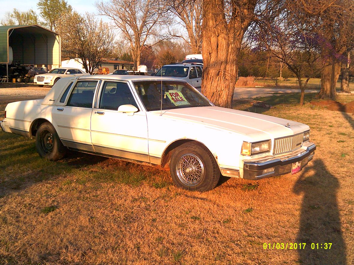 1989 Chevrolet Caprice for sale by owner in El Dorado