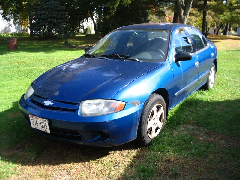 2004 Chevrolet Cavalier for sale by owner in Green Bay