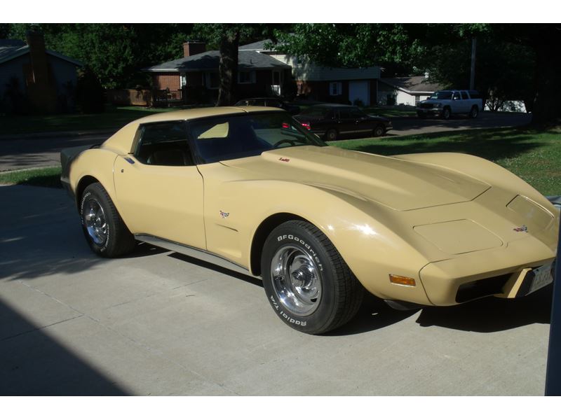 1977 Chevrolet Corvette for sale by owner in Burlington