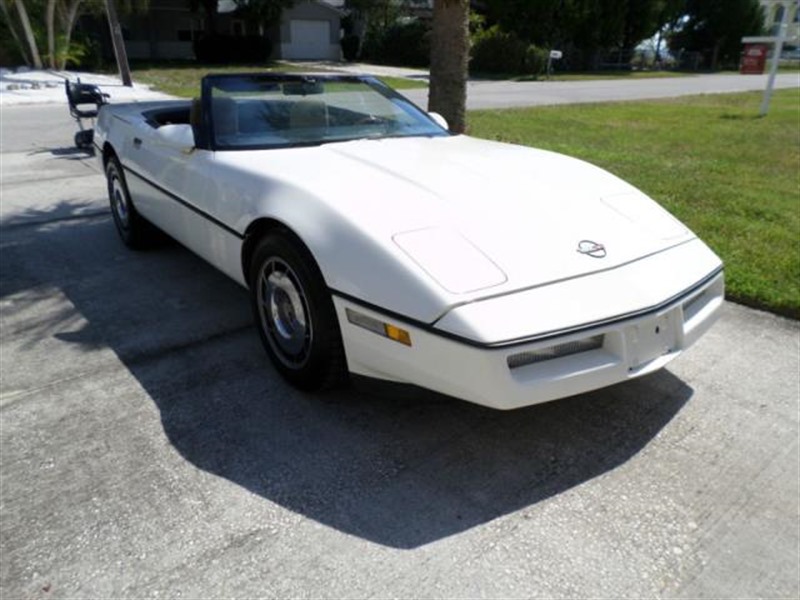1987 Chevrolet Corvette for sale by owner in TAMPA