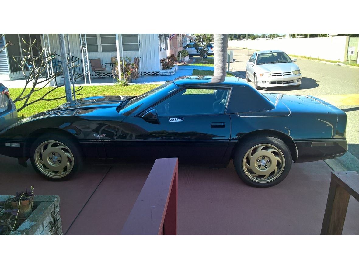 1990 Chevrolet Corvette for sale by owner in Bradenton