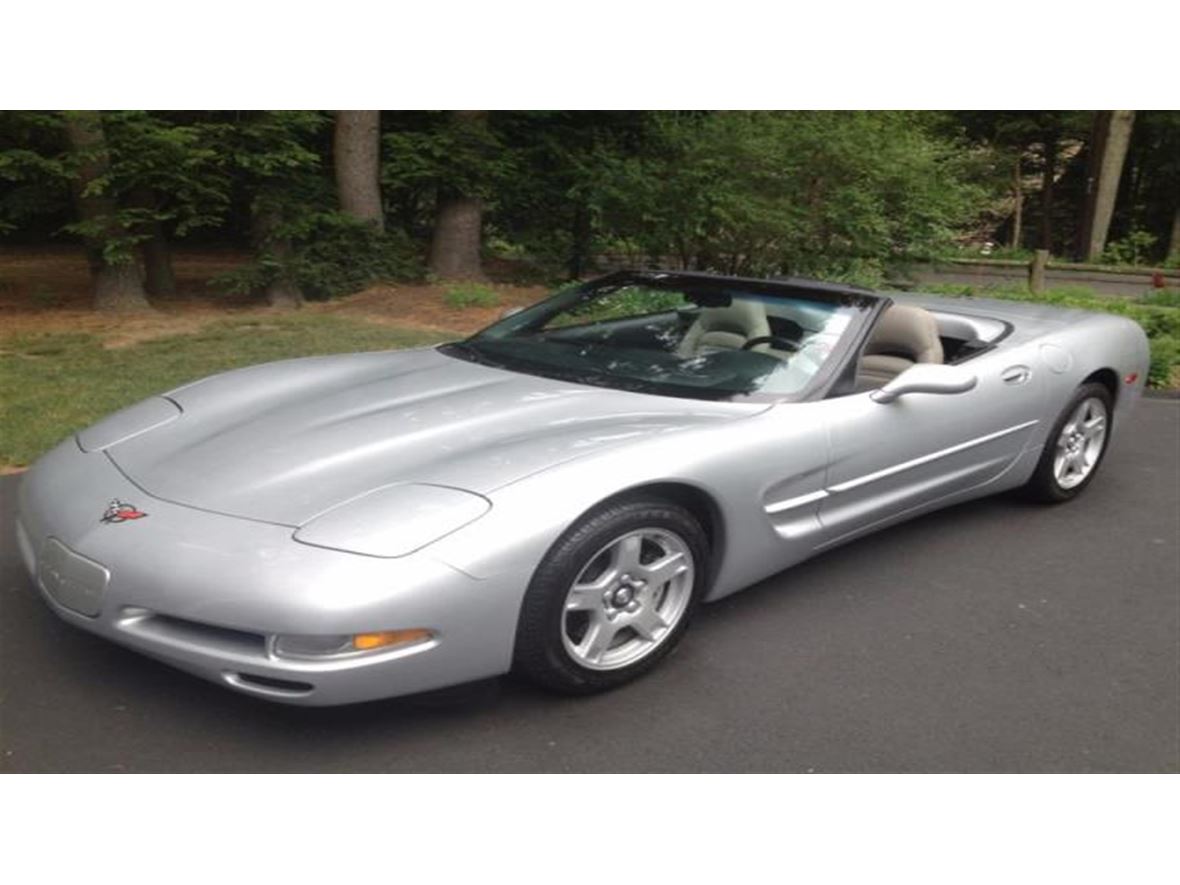 1999 Chevrolet Corvette for sale by owner in Bridgeport