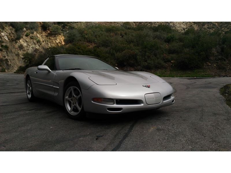 2000 Chevrolet Corvette for sale by owner in Pasadena