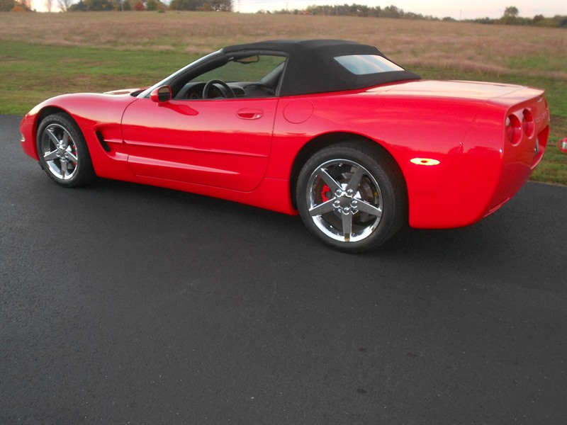 2002 Chevrolet Corvette for sale by owner in SPRINGFIELD