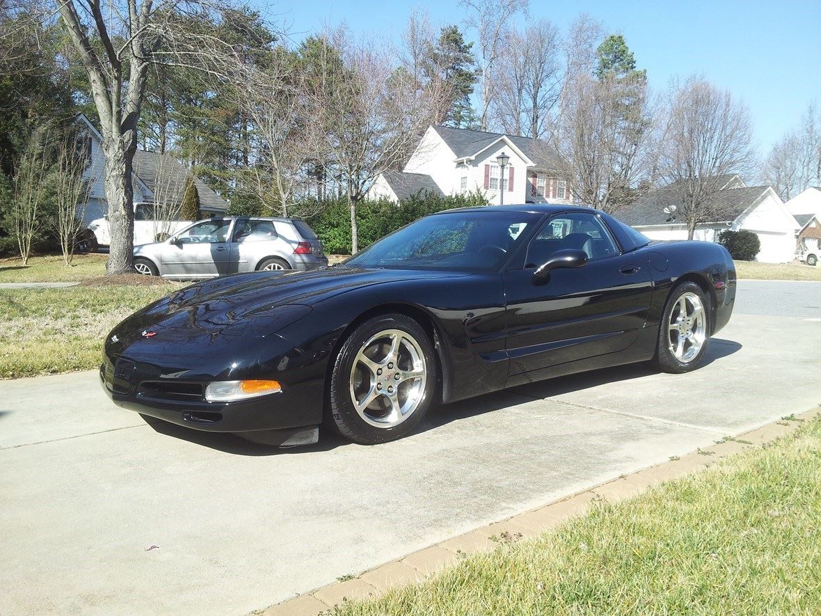 2004 Chevrolet Corvette for sale by owner in Charlotte