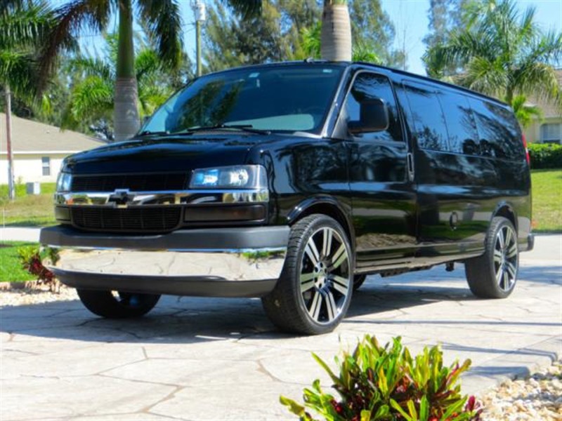 2013 Chevrolet Express for sale by owner in APOPKA