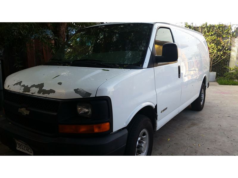 2006 Chevrolet Express Cargo for sale by owner in COMPTON