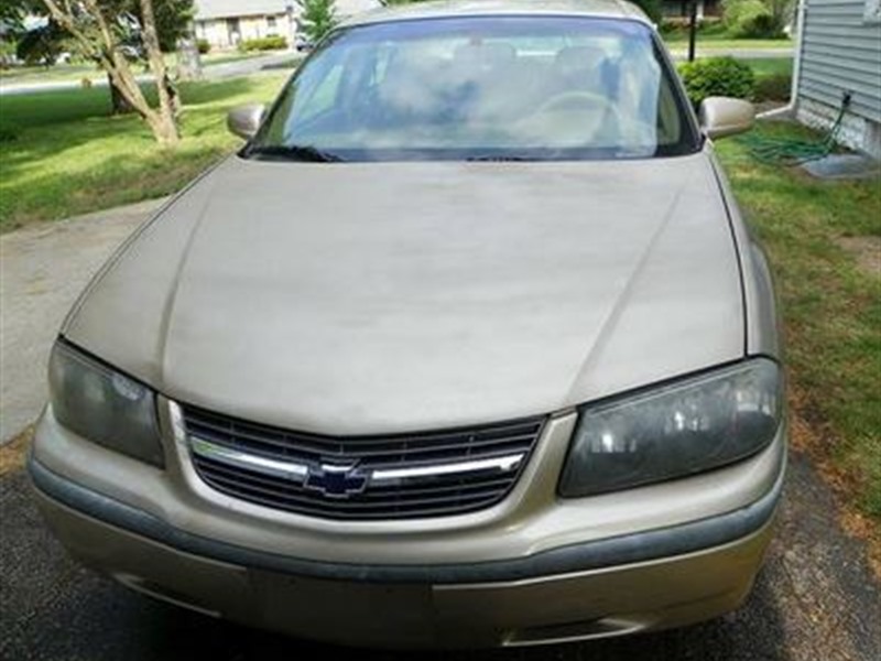 2000 Chevrolet Impala for sale by owner in BENTON HARBOR