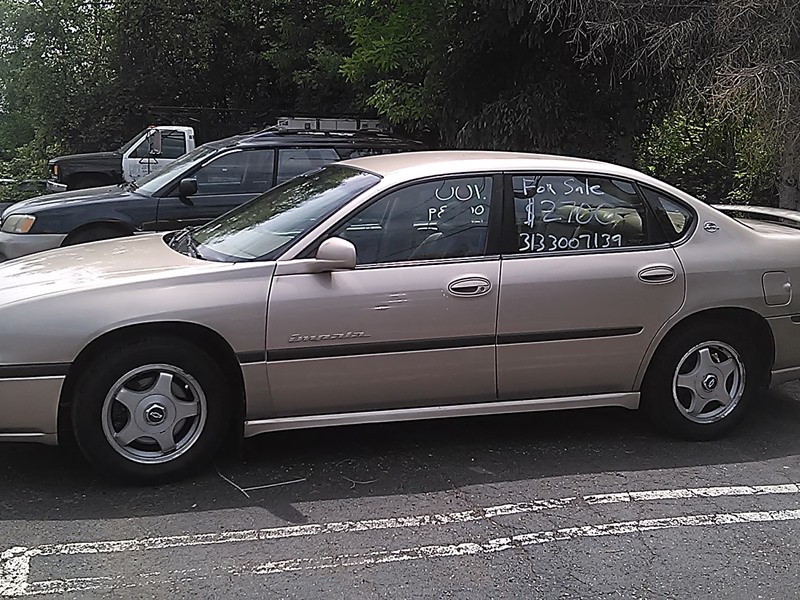 2000 Chevrolet Impala for sale by owner in LIVONIA