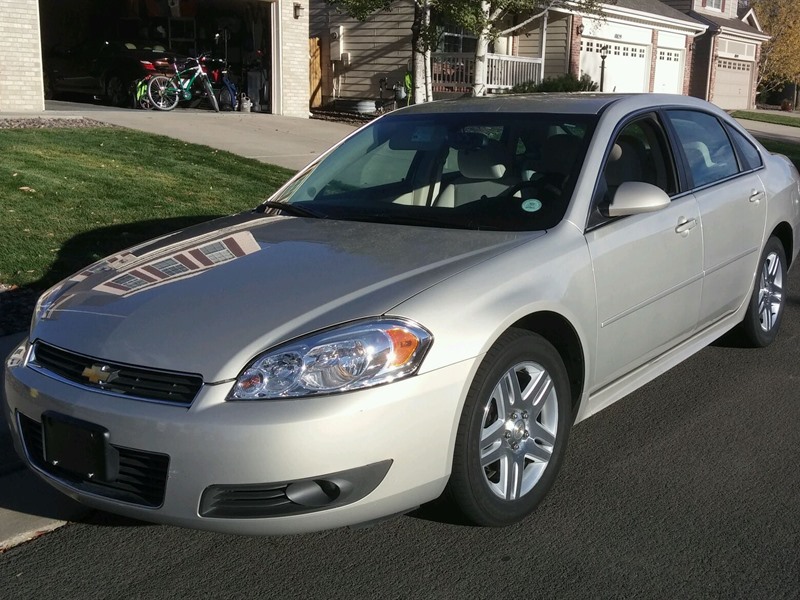 2011 Chevrolet Impala for sale by owner in AURORA