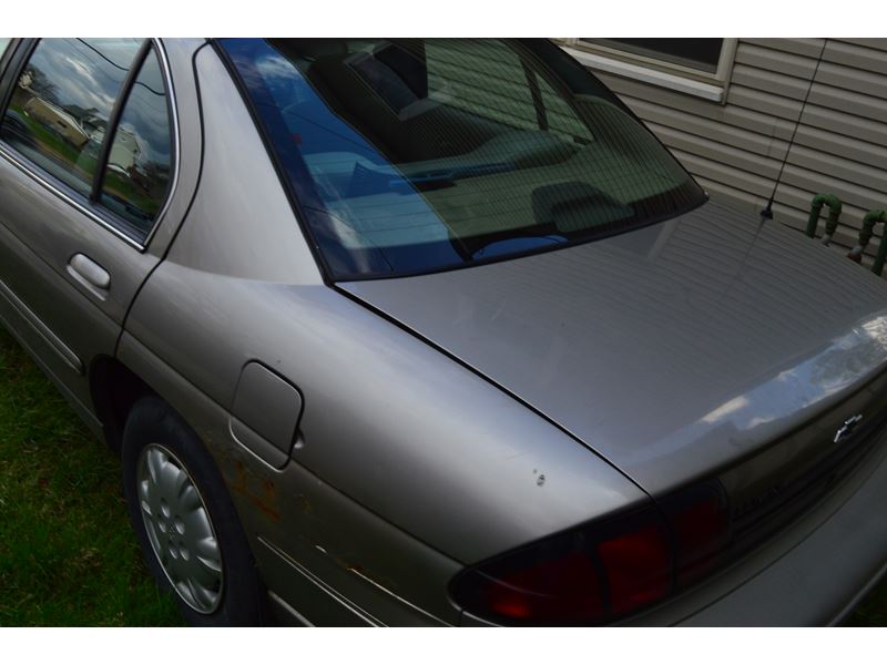 1999 Chevrolet Lumina for sale by owner in Rochester