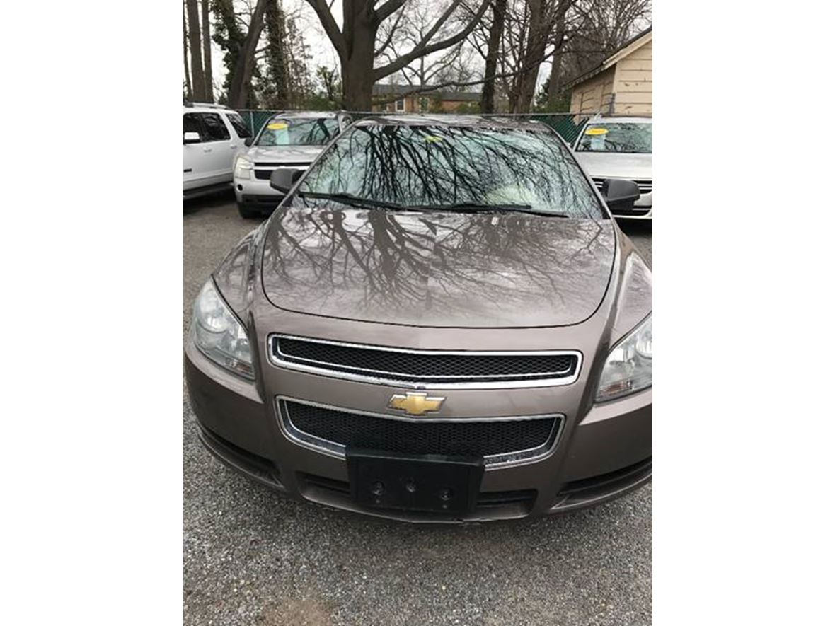 2010 Chevrolet Malibu for sale by owner in Wantagh