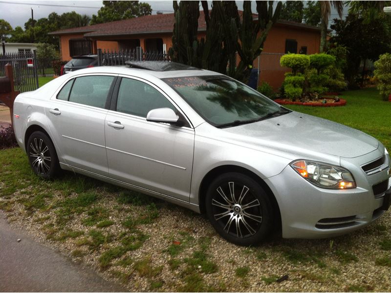 2011 Chevrolet Malibu for sale by owner in MIAMI