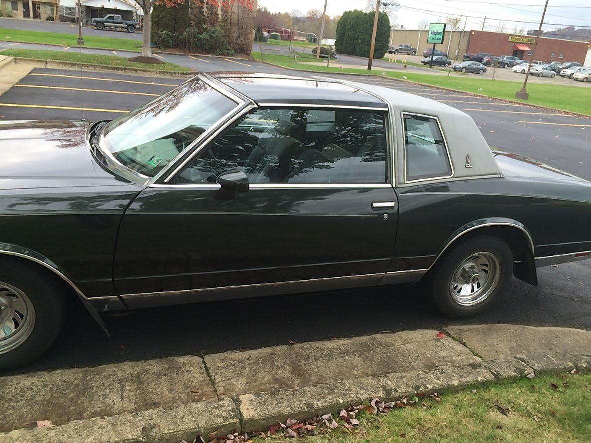 1983 Chevrolet Monte Carlo for sale by owner in Madison
