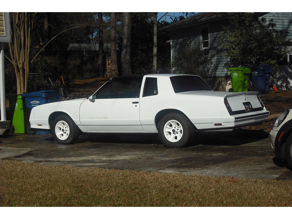 1986 Chevrolet Monte Carlo for sale by owner in Irmo