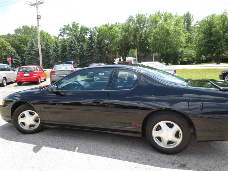 2003 Chevrolet Monte Carlo for sale by owner in CAMBRIDGE