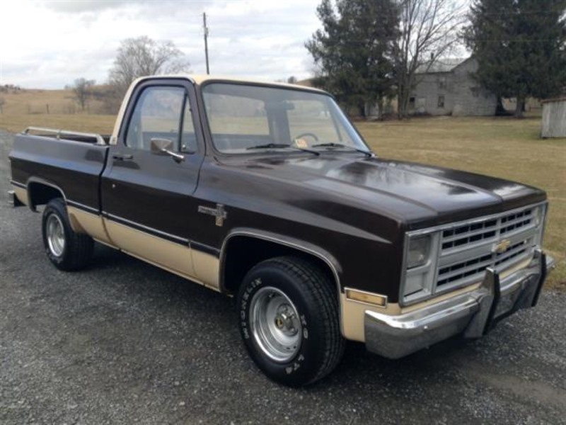 1985 Chevrolet Pickup 1500 for sale by owner in SHADY SPRING