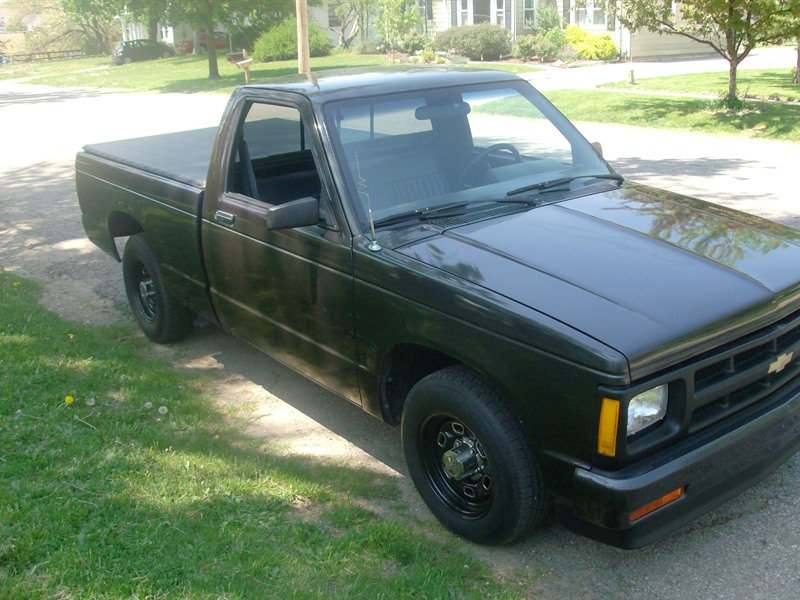 1989 Chevrolet S-10 for sale by owner in PORTAGE