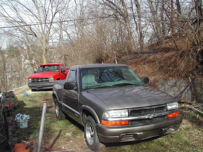 2003 Chevrolet S-10 for sale by owner in PITTSBURGH