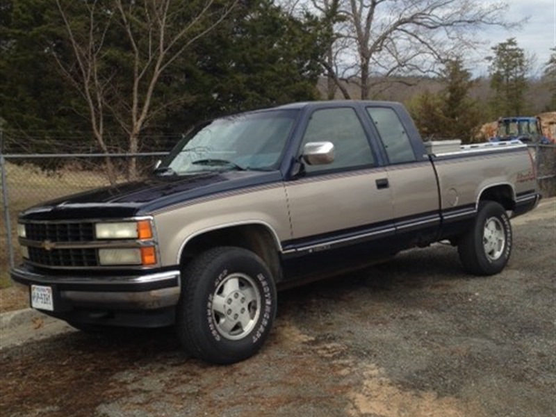 1993 Chevrolet Silverado 1500 for sale by owner in NATHALIE