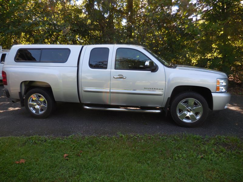 2010 Chevrolet Silverado 1500 for sale by owner in MARTINSBURG