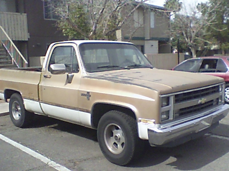 1986 Chevrolet Silverado for sale by owner in TUCSON