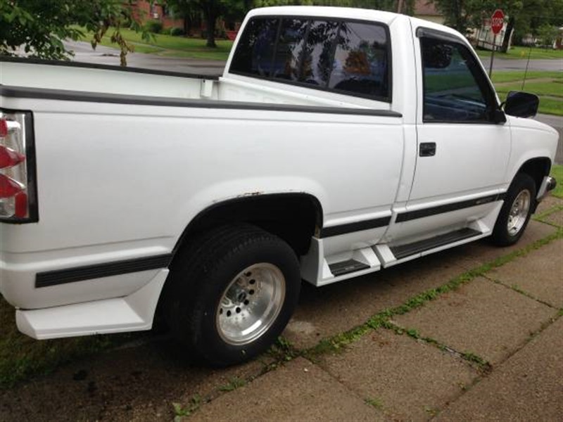 1989 Chevrolet Silverado for sale by owner in DEPEW