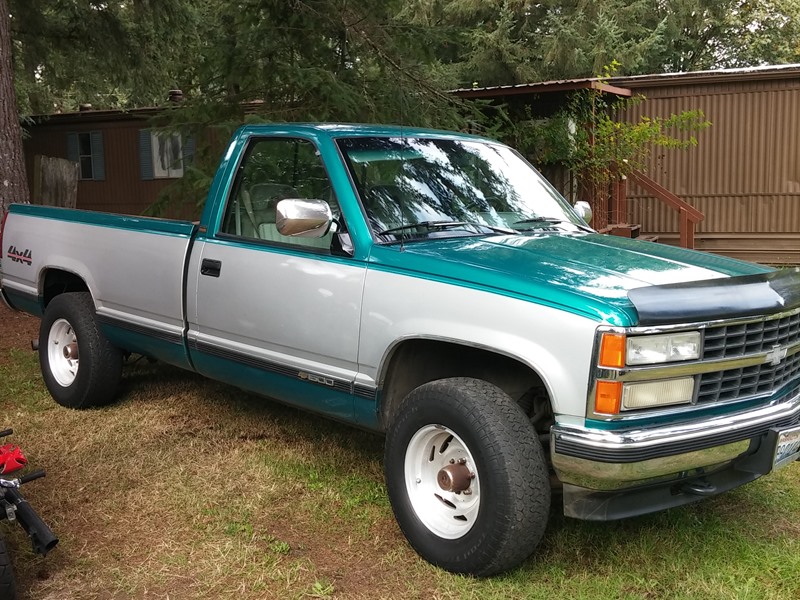 1993 Chevrolet Silverado for sale by owner in OLYMPIA