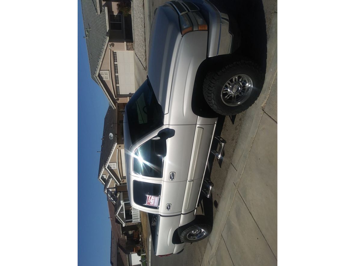 2006 Chevrolet Silverado 2500 Crew Cab for sale by owner in Victorville