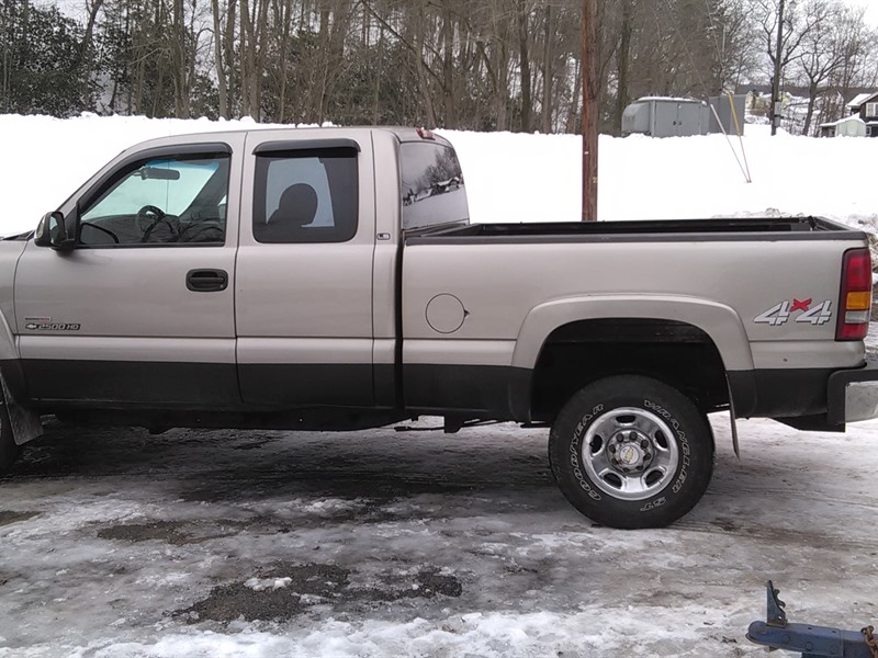 2001 Chevrolet Silverado 2500HD for sale by owner in RIDGWAY