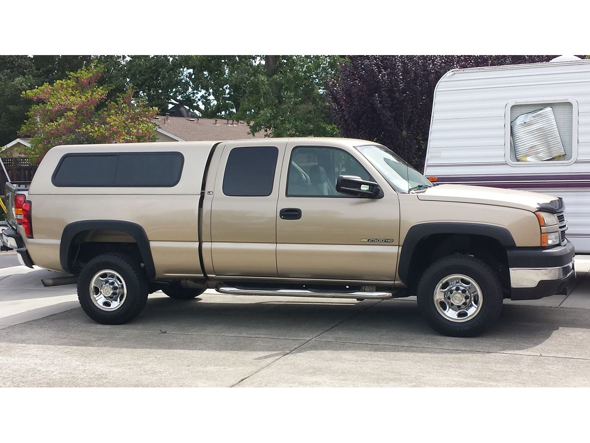 2006 Chevrolet Silverado 2500HD for sale by owner in Pleasant Hill