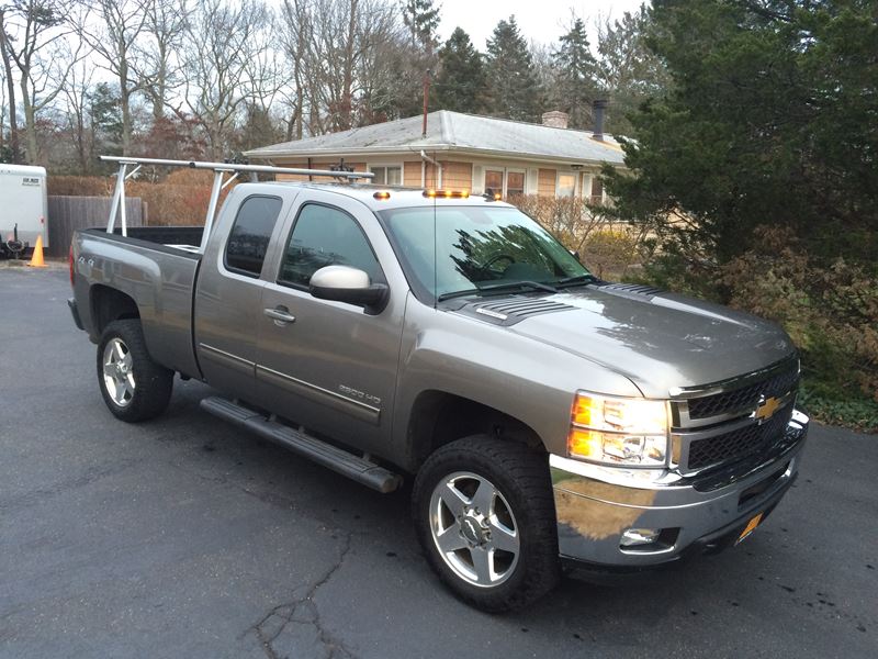 2013 Chevrolet Silverado 2500HD for sale by owner in East Quogue