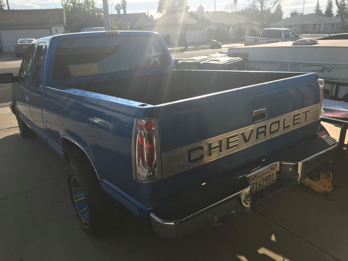 1991 Chevrolet Silveraldo 1500 Extended Cab Pickup for sale by owner in Helm