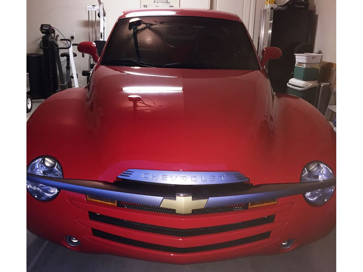 2005 Chevrolet SSR for sale by owner in Phoenix