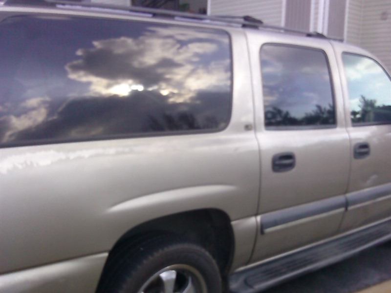 2002 Chevrolet Suburban for sale by owner in PINEVILLE