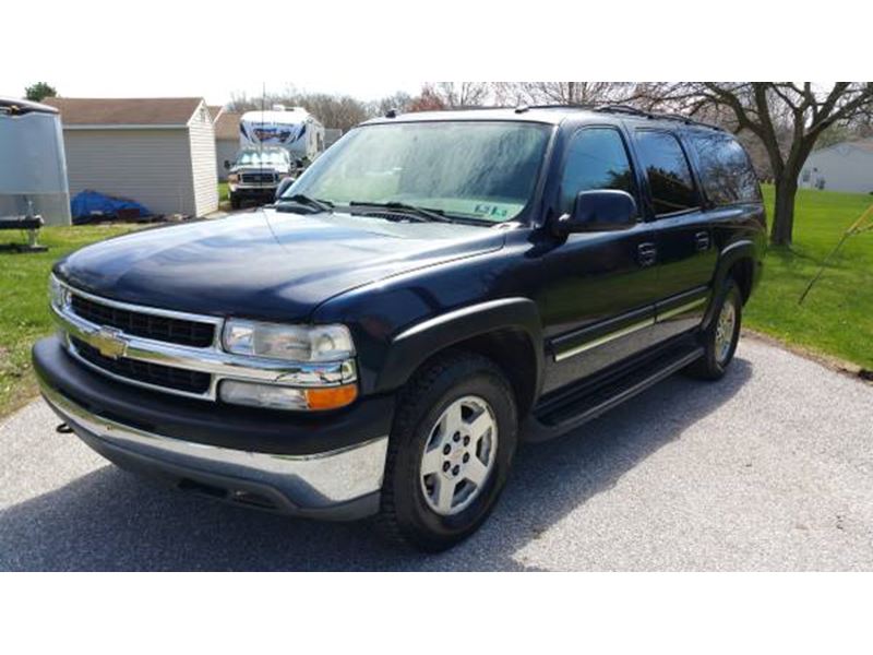 2004 Chevrolet Suburban for sale by owner in LANCASTER