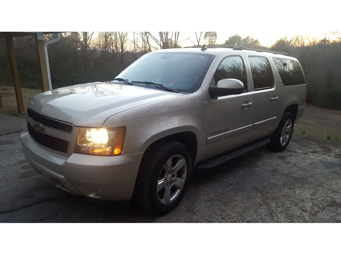 2007 Chevrolet Suburban for sale by owner in Kingston