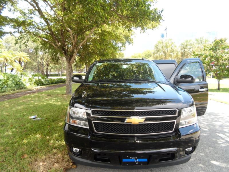 2012 Chevrolet Suburban for sale by owner in LARGO