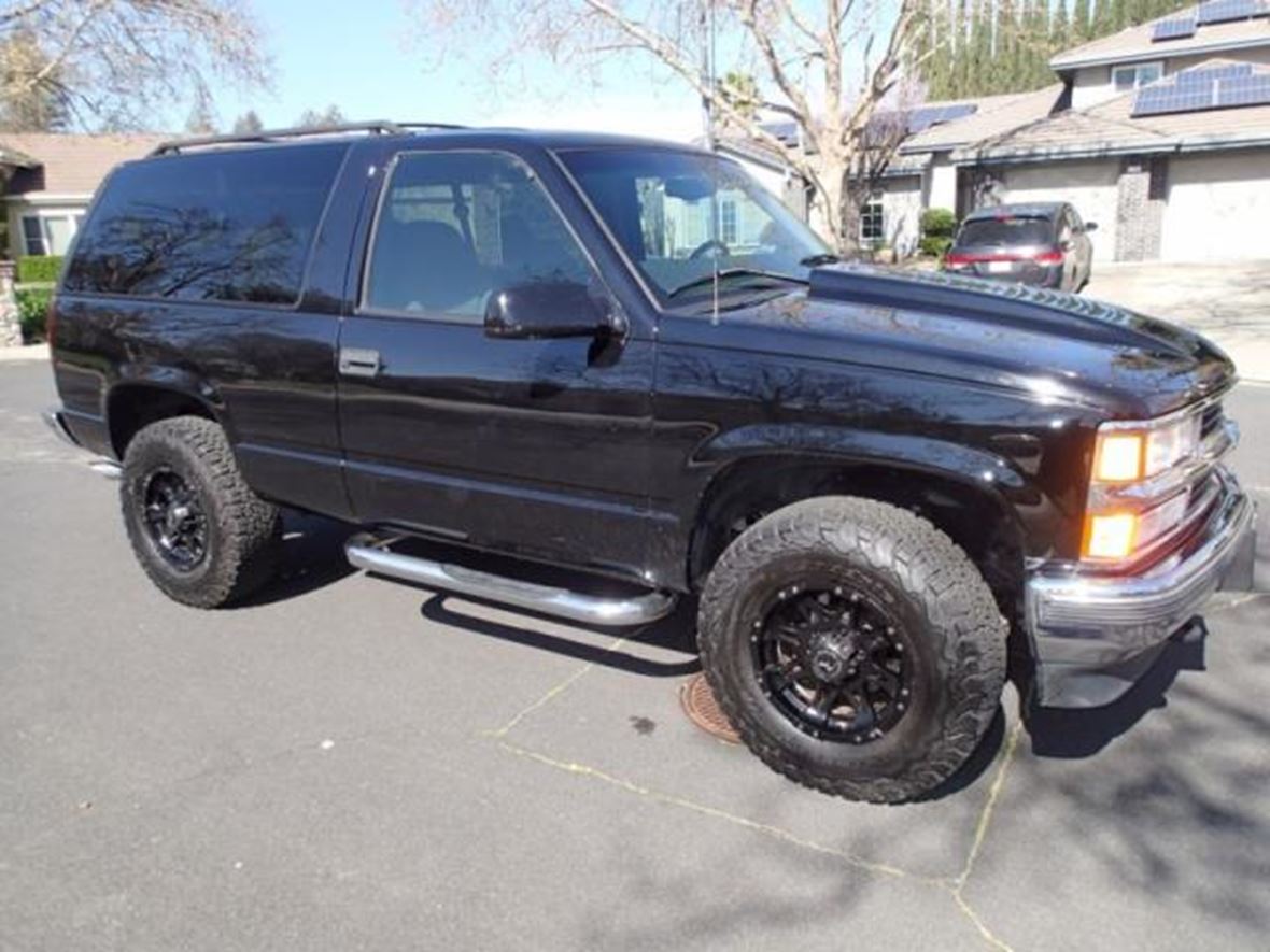 1999 Chevrolet Tahoe for sale by owner in SAN FRANCISCO