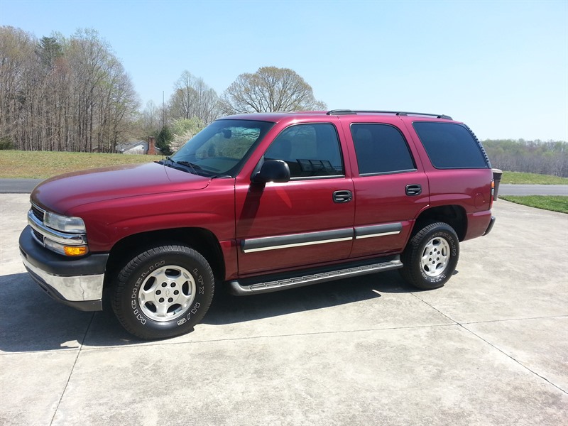 2004 Chevrolet Tahoe for sale by owner in KERNERSVILLE