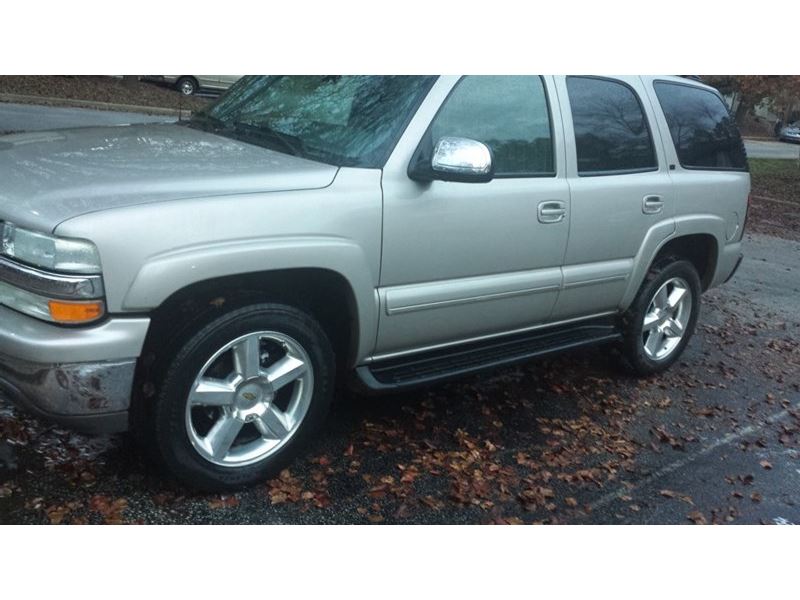 2004 Chevrolet Tahoe for sale by owner in GREENWOOD