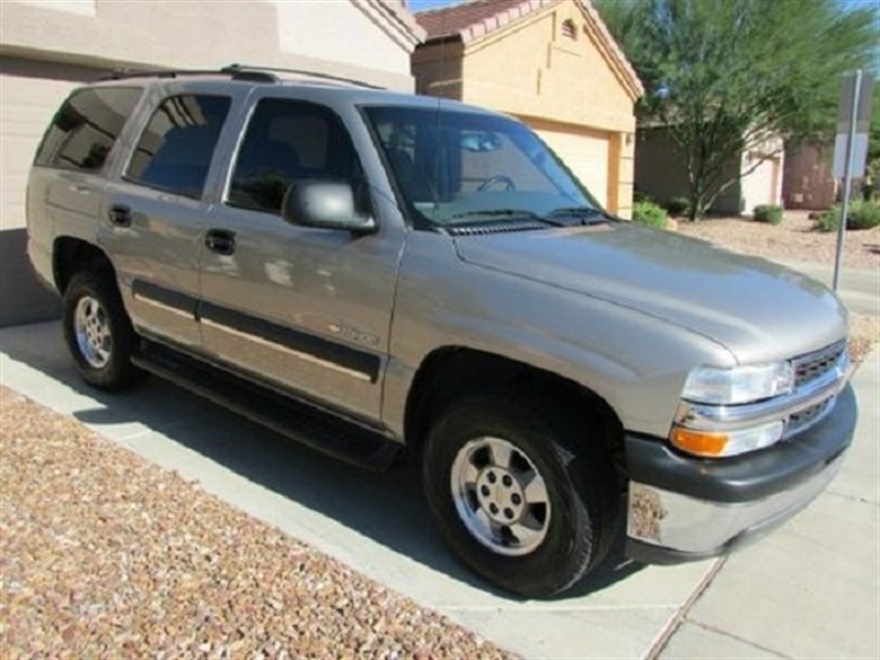 2003 Chevrolet Tahoe LS for sale by owner in FRESNO