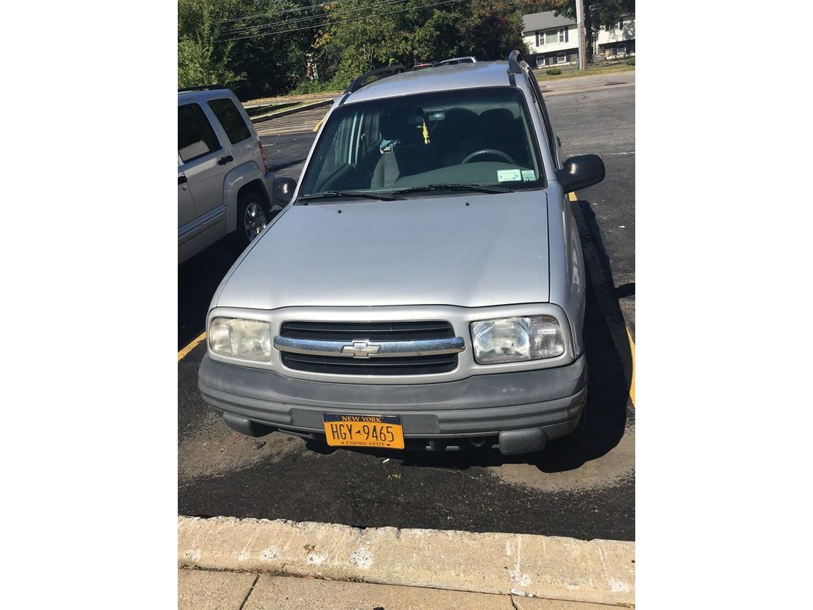 2000 Chevrolet Tracker for sale by owner in Maybrook