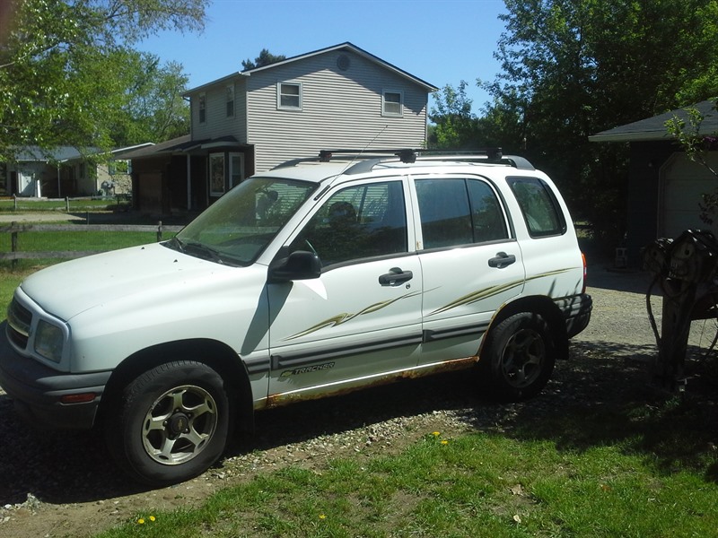 2001 Chevrolet Tracker for sale by owner in LAPEER