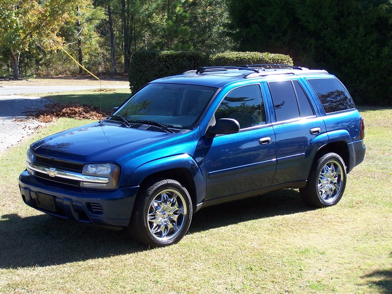 2006 Chevrolet TrailBlazer EXT for sale by owner in EASTMAN