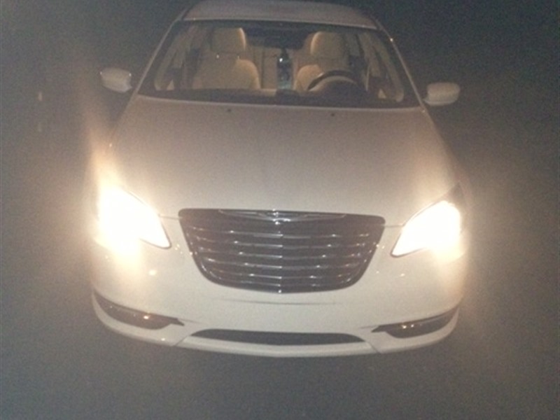 2013 Chrysler 200 for sale by owner in CHARLOTTE
