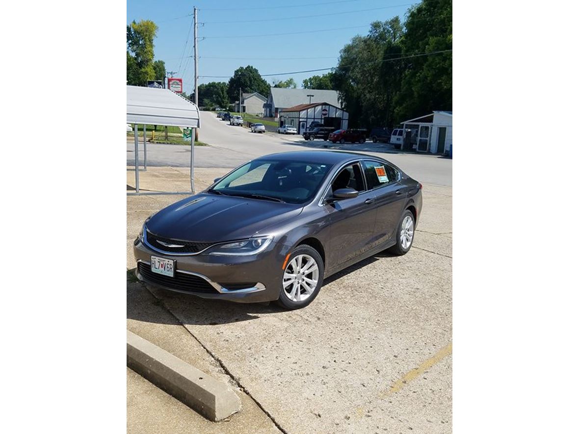 2015 Chrysler 200 for sale by owner in Fenton