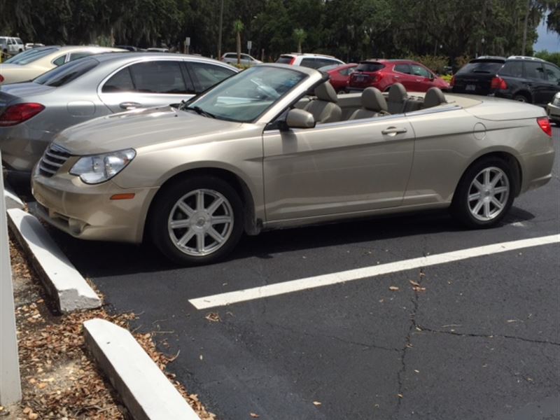 2008 Chrysler 200 Convertible for sale by owner in SAFETY HARBOR