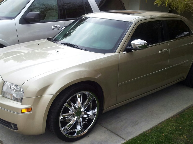 2006 Chrysler 300 for sale by owner in SURPRISE