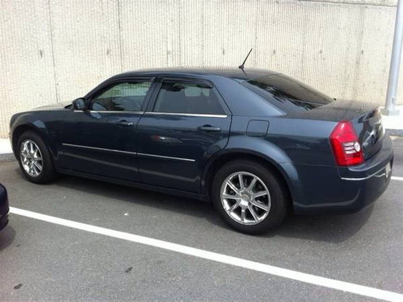 2008 Chrysler 300 for sale by owner in BOSTON